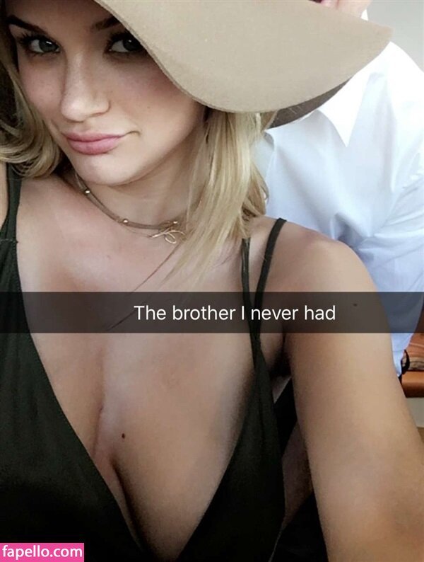 Hunter King o what I would love to do with her Big Tits of hers! Perfect Cum Target 🥵 #dI9KnWNd