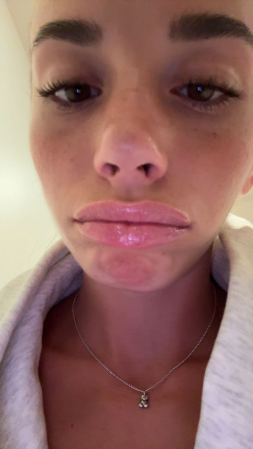 Sadie Best Pics to Tribute + Slideshow #uinAxSPc