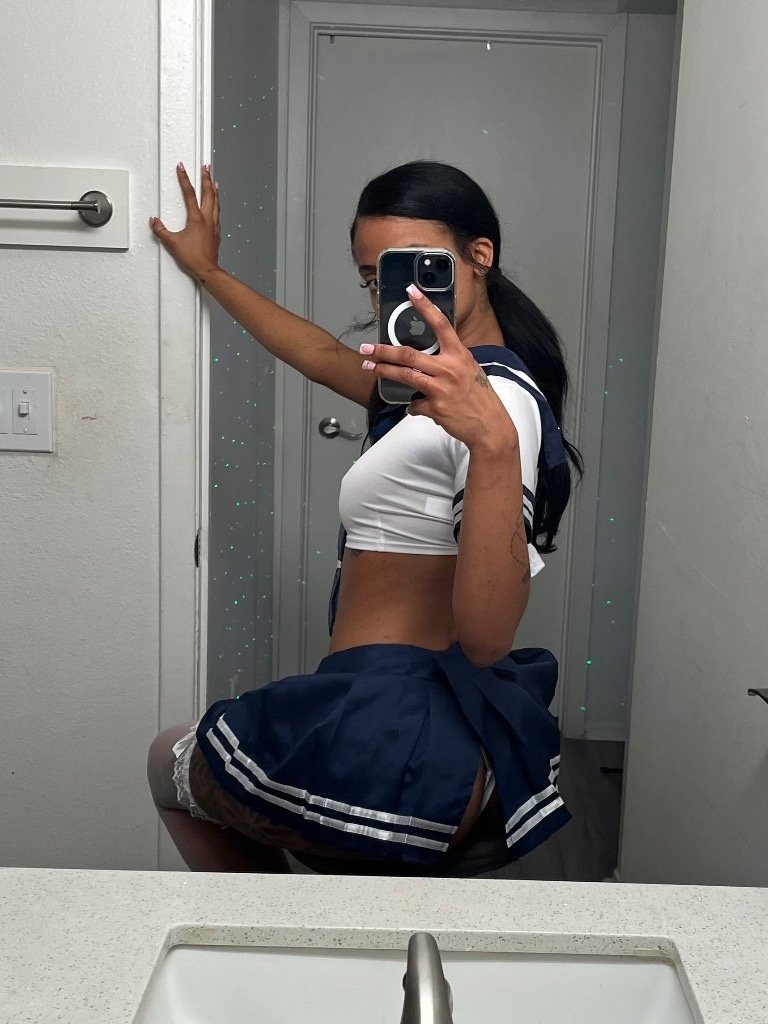 IG baddie MsXoXLL #lfFSR5N2